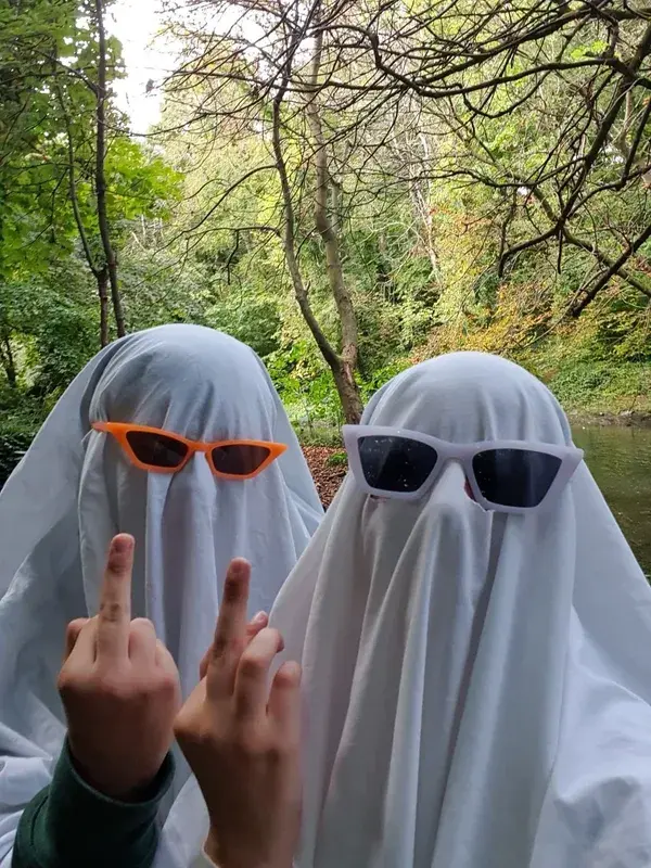 Ghost besties