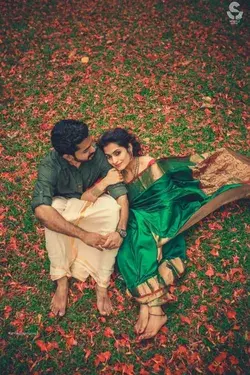 25+ Poses for South Indian Wedding Couples | For Pre-Wedding Photoshoot