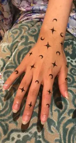 40+ simple mehandi designs