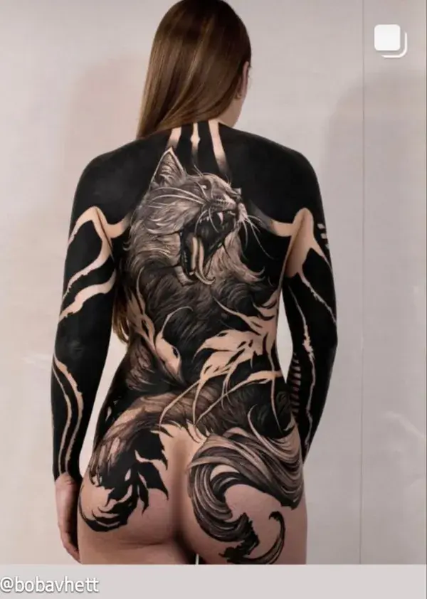 Beautiful full back cat tattoo by Bobavhett