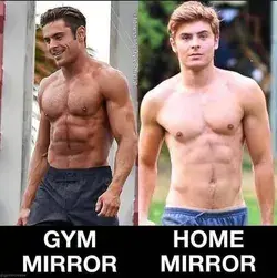 Gym mirror vs home mirror 😂😂