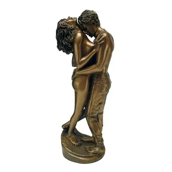 Heartline Romantic Lovers Statue