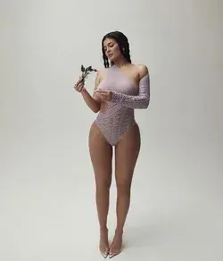 Kylie skin new lavender photo shoot 05/17/22 💜