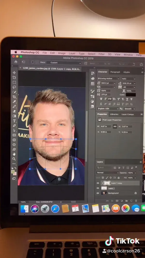 How to remove double chin in Photoshop