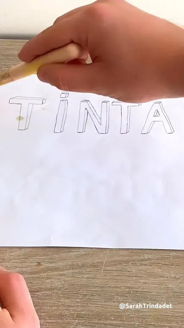 Tinta invisivel. (Brincadeira de criança)