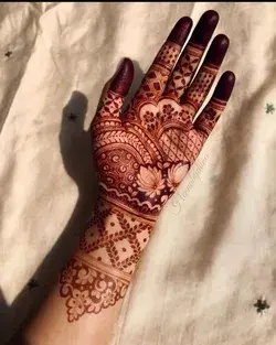 75 Small Mehndi Designs For Front Hand, For Kids, & Simple!