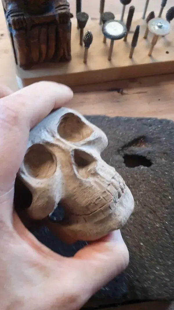 Wood carving a Skull