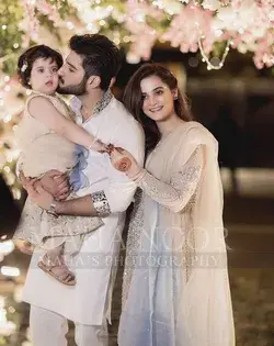 Aimen khan and her family