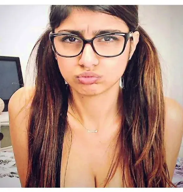 ✊💦  Mia ❤ khalifa ( Naughty girl ) 😘