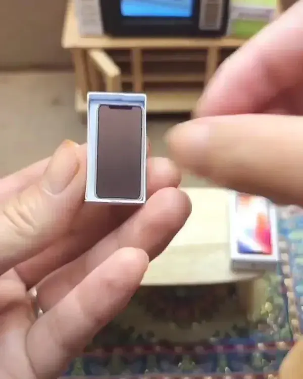 Tiny iPhone📱 