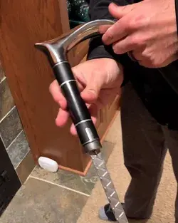 It’s a cane... it’s a... (kolourco.com)