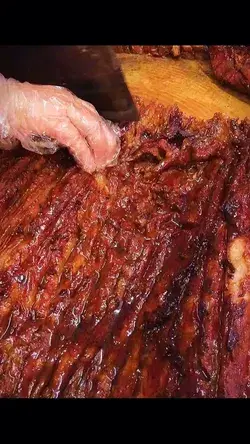 The beauty of sound! 😳😳😱😱😱🔥🔥🔥🔥 #pork #porkbelly #roastpork #bbq #good #foodporn