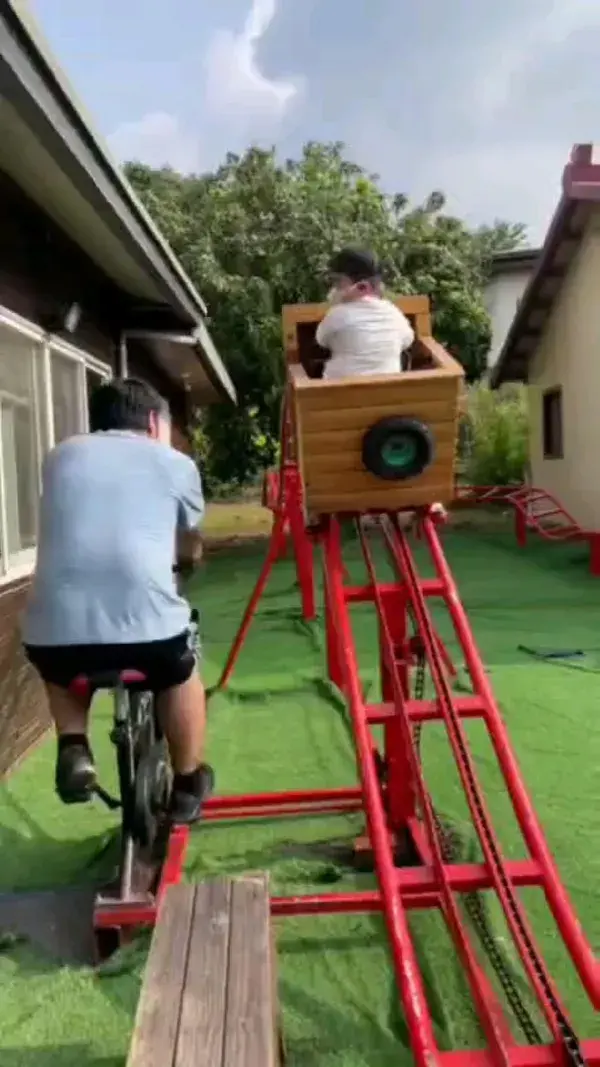 mechanical pedaling roller coaster