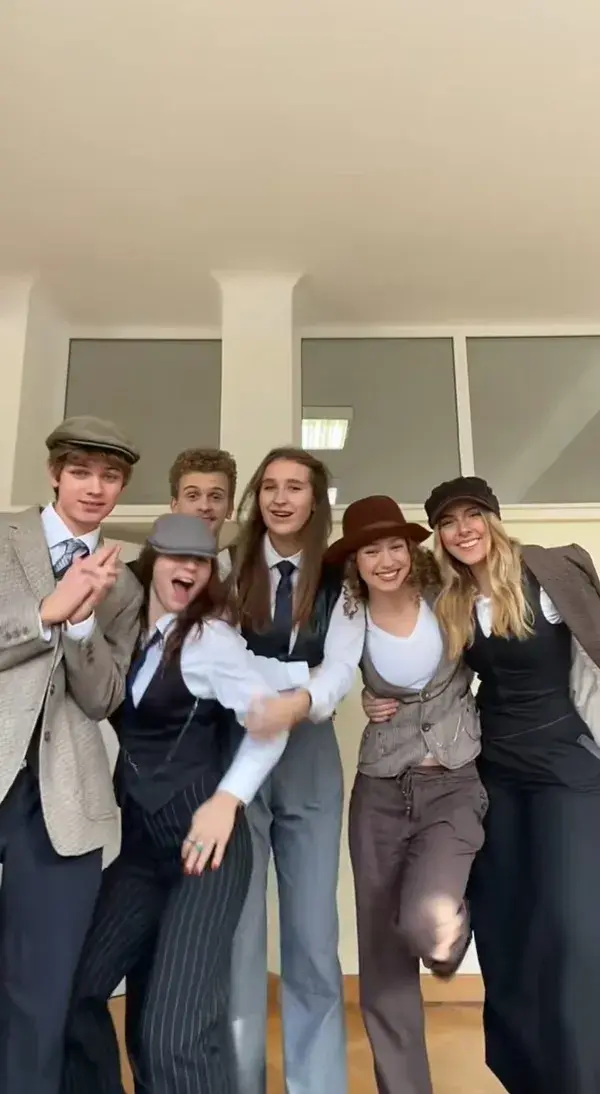 Peaky blinders costumes