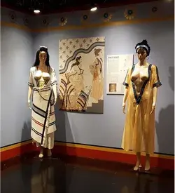 Minoan fashions