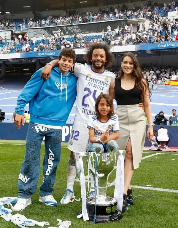 Marcelo with family