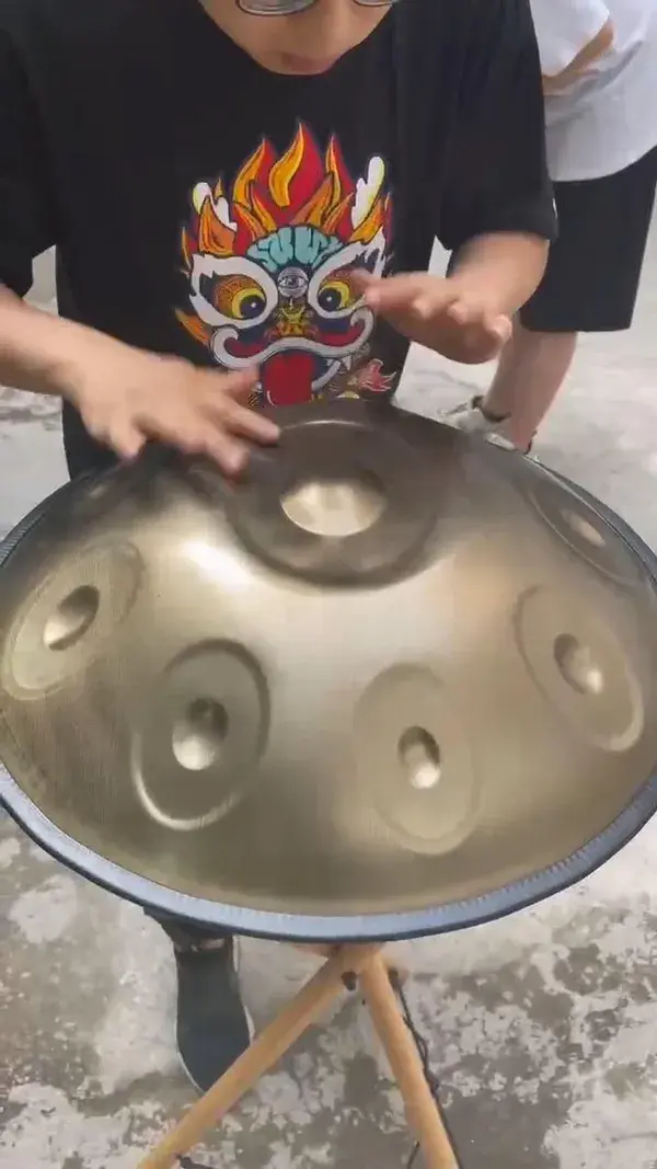 Handpan playing —— Stellar Handpan