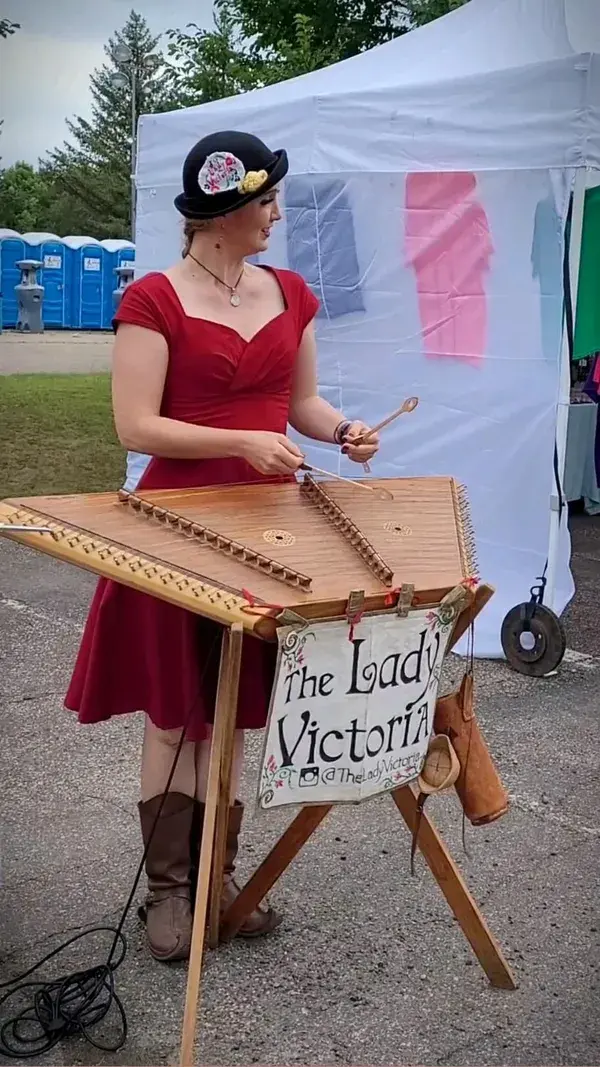 Hammered Dulcimer Dancing