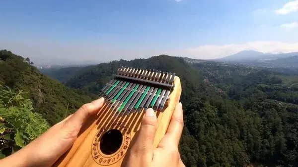 Kalimba Gecko K17