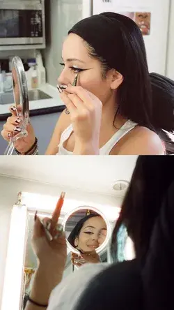 alexa demie doing her makeup for the first episode of euphoria season 2