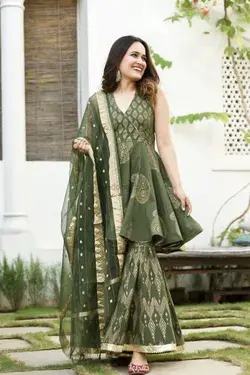 Latest Green Sharara Set for your Sister's Mehendi