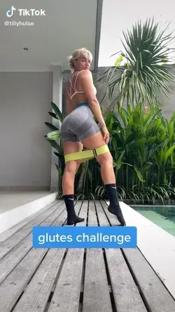 GLUTE CHALLENGE HOME WORKOUT // Tillyhulse_fit