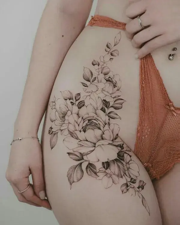 Top Trending Lower Back Tattoos Ideas  #hottattoos #lowerbacktattoosforwomen #tattoos #classy