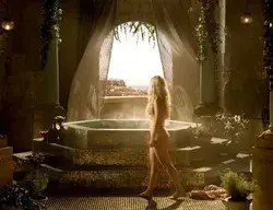 Khaleesi bath tub