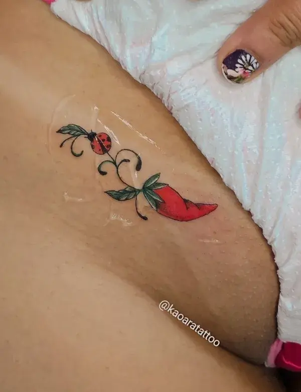 Tatuagem virilha