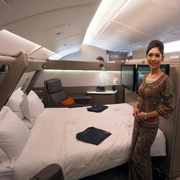 From Instagram: Singapore Air First Class Suites 😍 👉🏾Tag someone you’d f