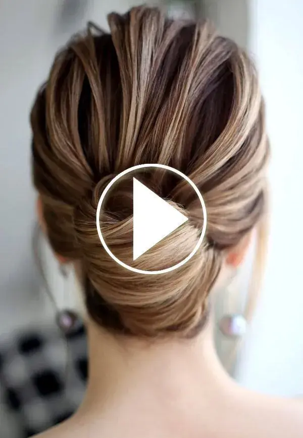 Elegant Buns Hairstyles A Style Staple