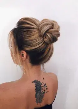 Gorgeous trendy twist roll hairstyle ideas | Bun hairstyle