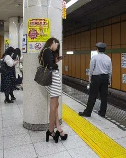 Waiting for the Metro.