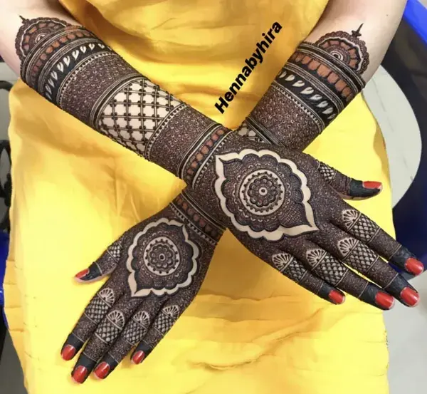 Bridal mehndi inspo 