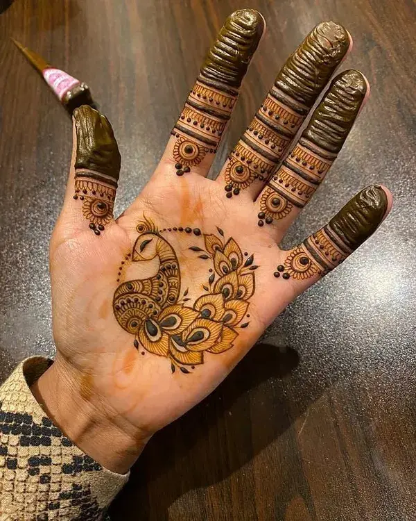 Choose Your #Mehndi Design as per Your Personality