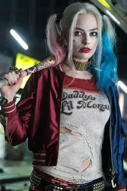 Women's Suicide Squad Deluxe Harley Quinn Costume