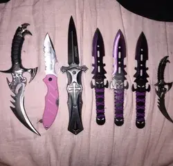 A link to all these knives <3