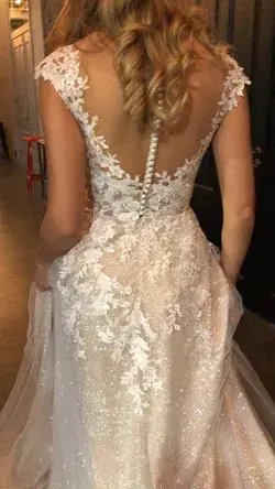 Custom wedding dress 2020.