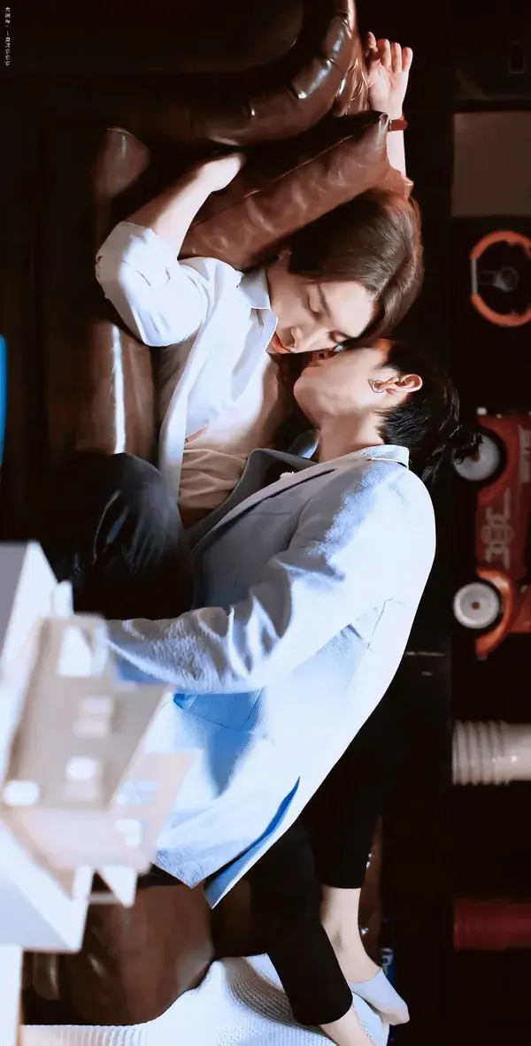 Love in the air - Boss & Noeul