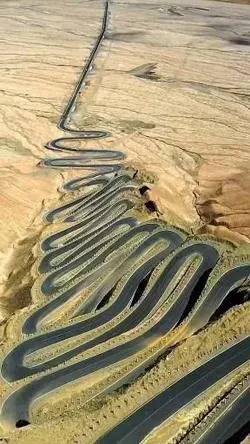 18th bend of the mountain road.
Kashgar Region of Xinjiang, China 🇨🇳