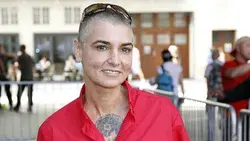 Encuentran muerto al hijo de la cantante Sinead O’Connor