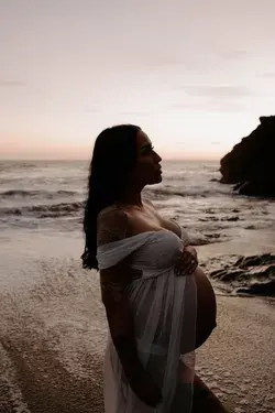 Beach Maternity photo shoot in Marin Headlands. Rocio Rivera Photography