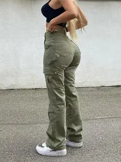 Cargo Chic: Styling Cargo Pants"