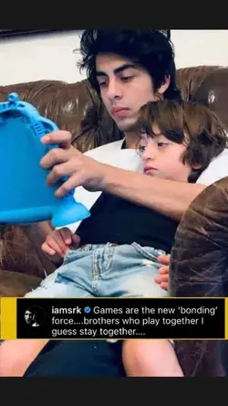 #GauriKhan shares an adorable picture of her sons Aryan and AbRam and this is what #ShahRukhKhan has