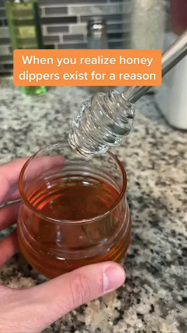 A reason why honey dippers exist 🍯❤️