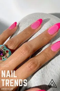 Nail trends of the Summer | Hot pink, French tips, Hailey Bieber inspo