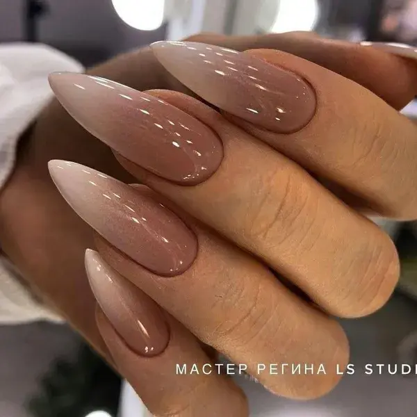 September Nail Trends: Colors, Styles, and Inspiration" "Chic and Cozy: September Nail Fashion 2023"