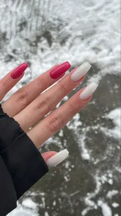 Nail pink and white