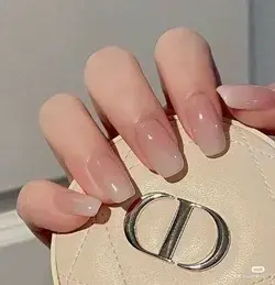 Simple classic short elegant nail inspo.  💅