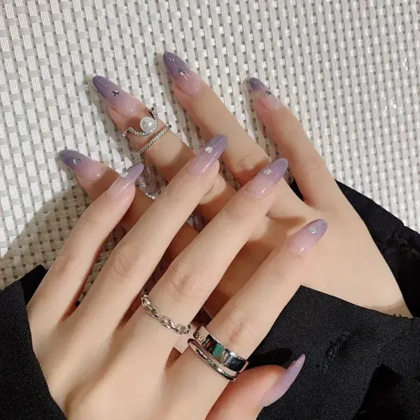 French nail